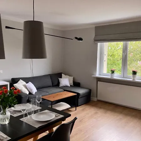 Lägenhet Piekne I Przestronne Mieszkanie W Centrum Radomia, Z Widokiem Na Katedre