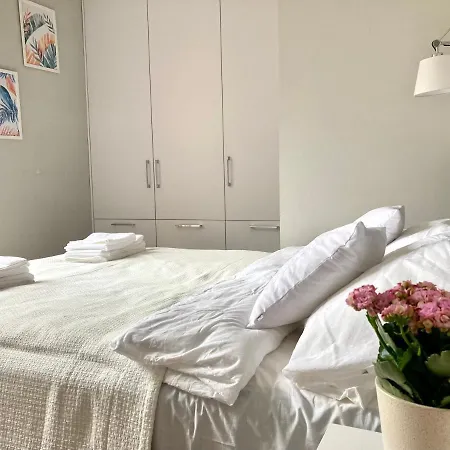 Piekne I Przestronne Mieszkanie W Centrum Radomia, Z Widokiem Na Katedre Lägenhet